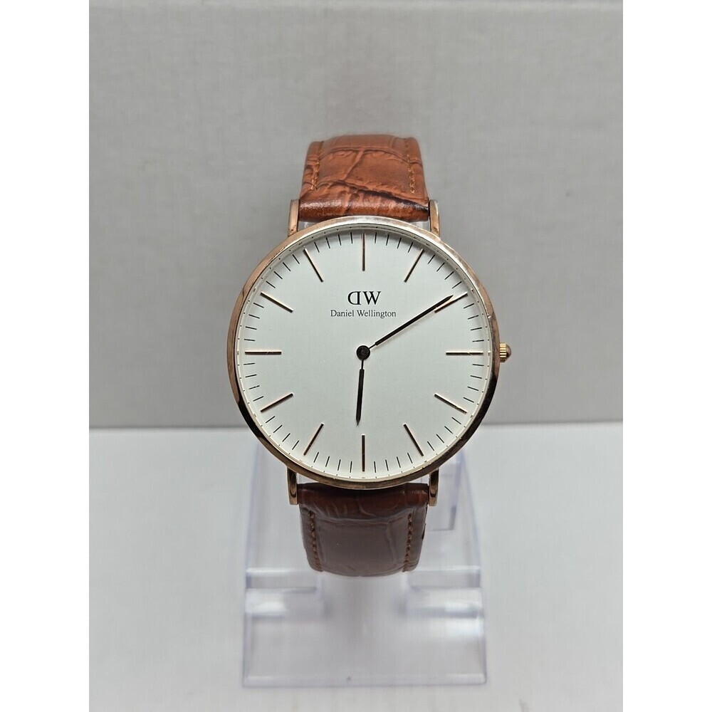 Daniel Wellington Classic 41mm Rose Gold Leather Quartz Watch New Battery Slim